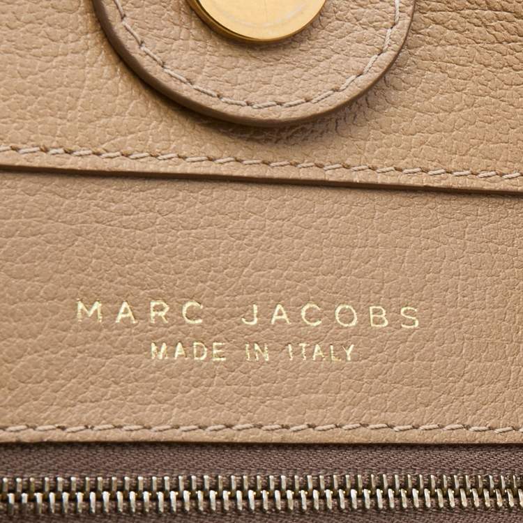 Pre Owned Marc Jacobs Beige Leather Mix Quilted Classic East-West Tote Bag