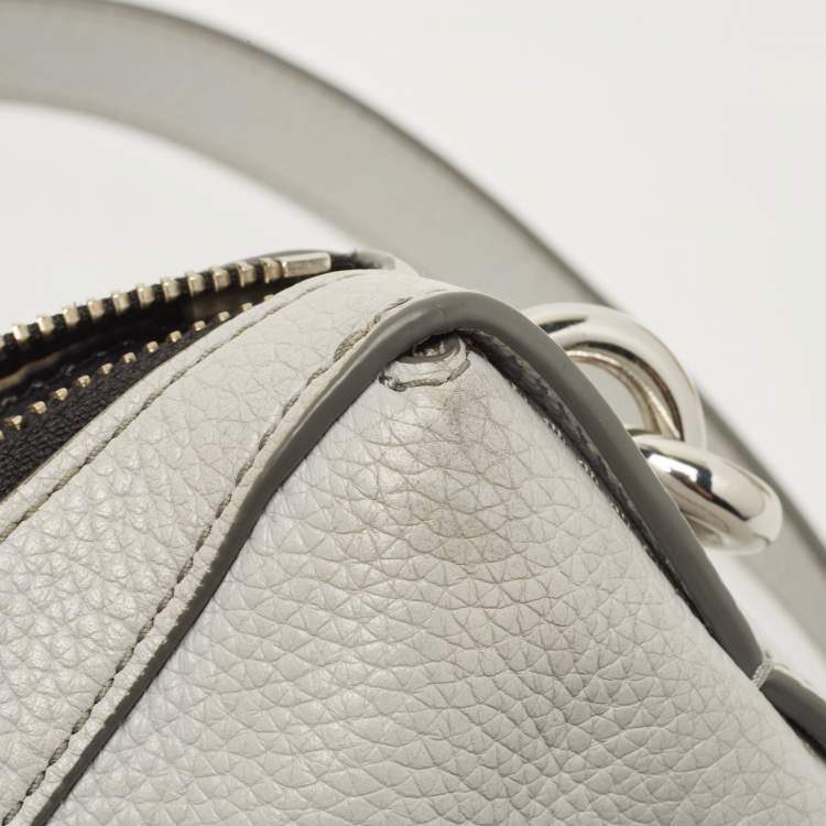 Pre Owned Marc Jacobs Light Grey Leather Lock That Messenger Bag