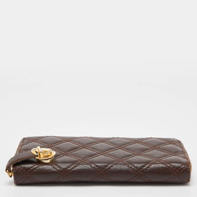 Pre Owned Marc Jacobs Brown Quilted Leather Deluxe Zip Around Wallet