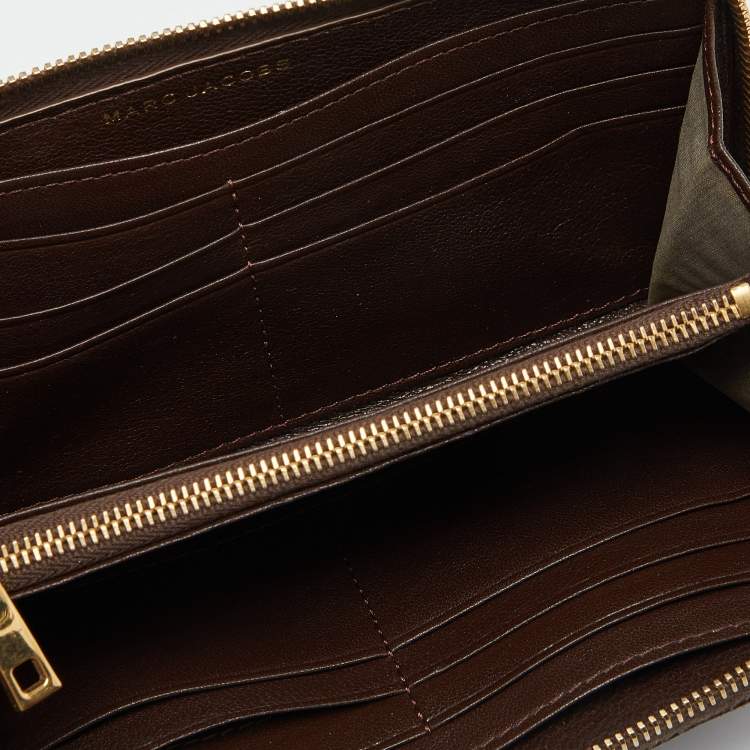 Pre Owned Marc Jacobs Brown Quilted Leather Deluxe Zip Around Wallet