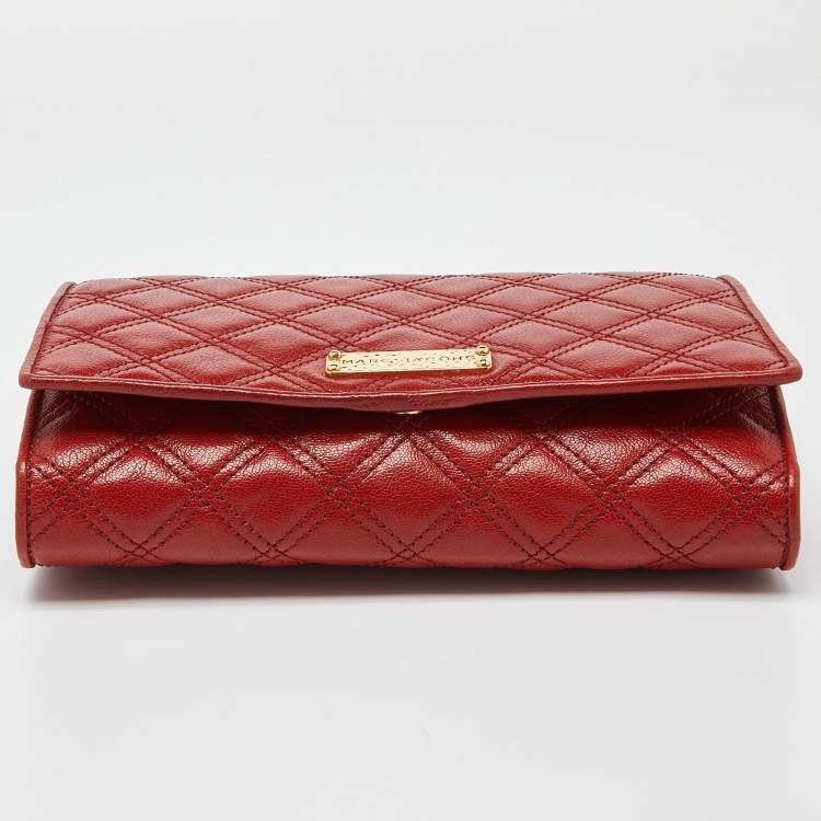 مملوكة مسبقًا Marc Jacobs Rust Quilted Leather Flap Chain Clutch