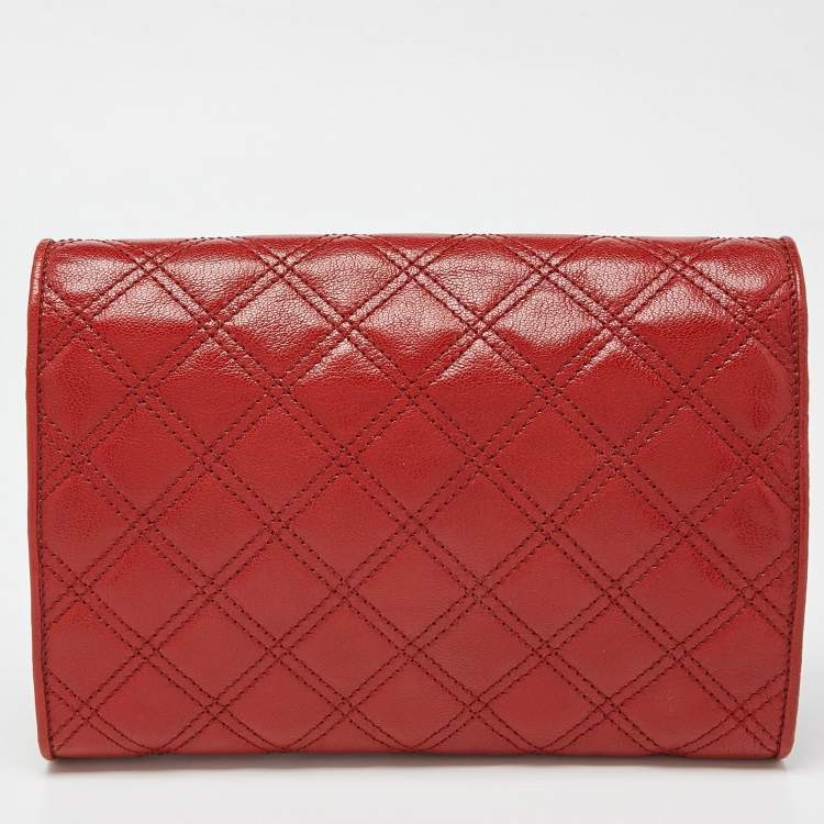 مملوكة مسبقًا Marc Jacobs Rust Quilted Leather Flap Chain Clutch