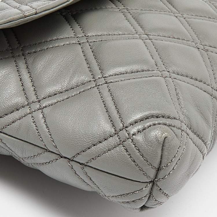 Pre Owned Marc Jacobs Grey Quilted Leather Crossbody Bag