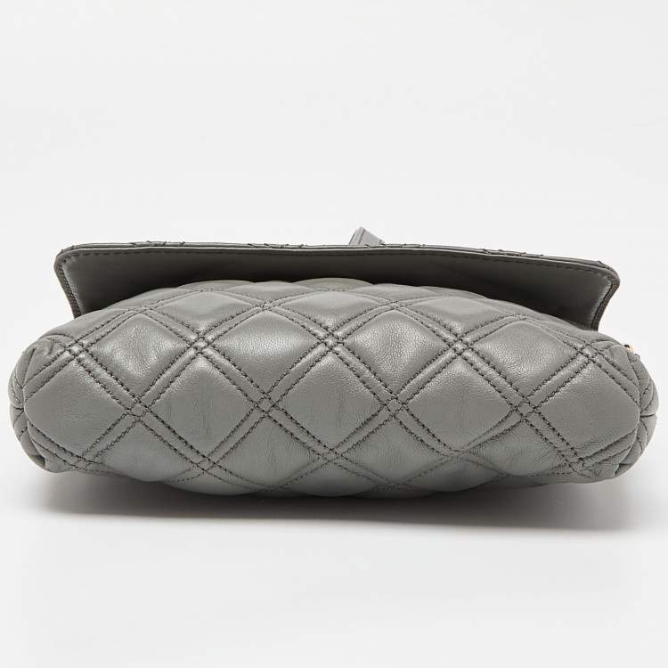Pre Owned Marc Jacobs Grey Quilted Leather Crossbody Bag