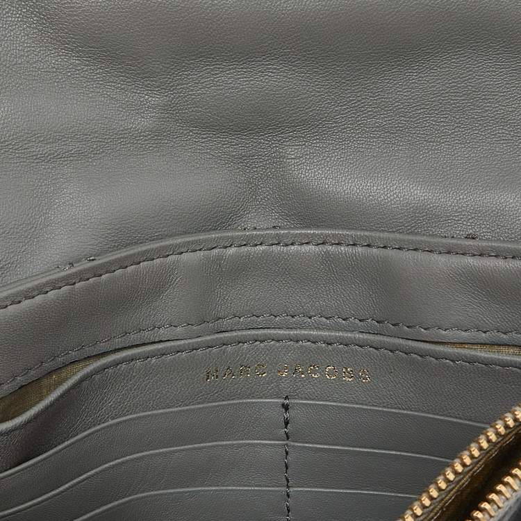 Pre Owned Marc Jacobs Grey Quilted Leather Crossbody Bag