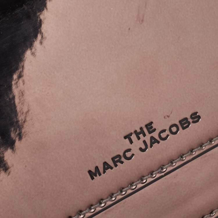 Pre Owned Marc Jacobs Grey Patent Leather The Long Shot Mirrored Clutch