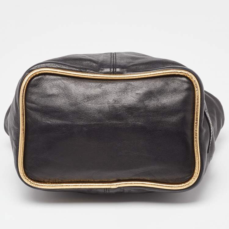 Pre Owned Marc Jacobs Black/Gold Leather Studded Ring Handle Tote