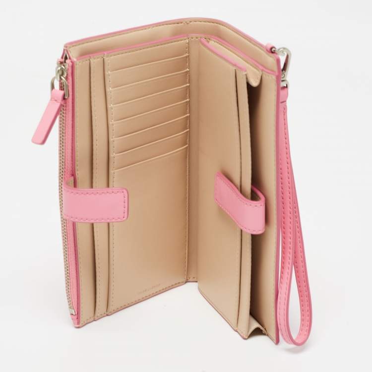 Pre Owned Marc Jacobs Pink/Beige Leather The Phone Wristlet Wallet