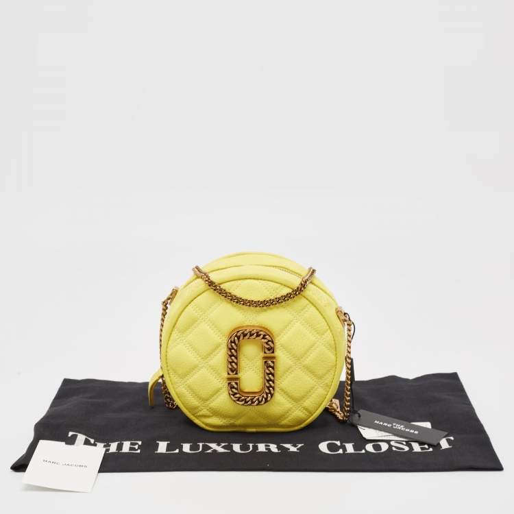 Pre Owned Marc Jacobs Powder Yellow The Status Round Crossbody Bag