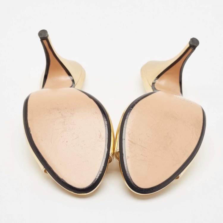 Pre Owned Marc Jacobs Gold Leather Slide Sandals Size 39