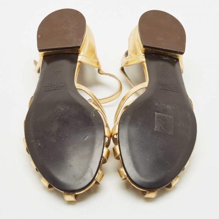 Pre Owned Marc Jacobs Gold Leather T Strap Flat Sandals Size 40.5