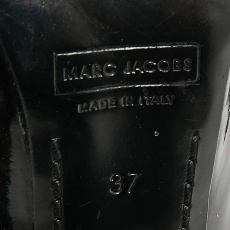 Pre Owned Marc Jacobs Burgundy/Black Patent Leather Mary Jane Pumps Size 37
