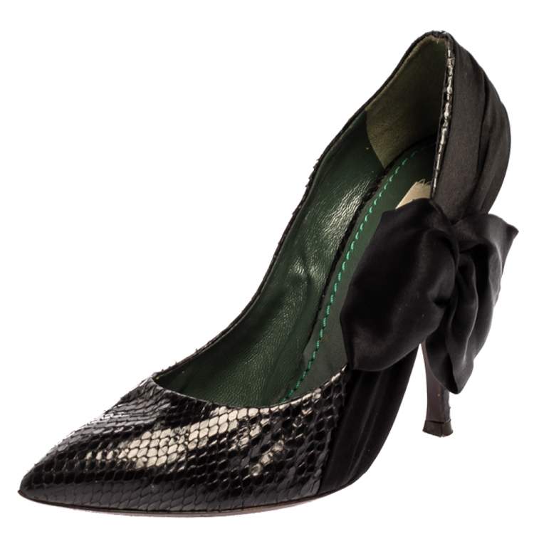 مملوكة مسبقًا Marc Jacobs Black Python Leather Side Bow Pointed Toe Pumps Size 39.5