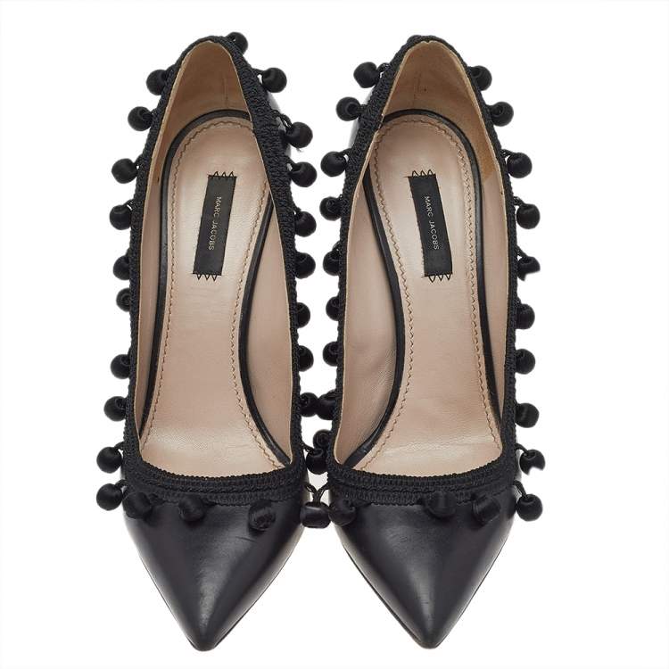 Pre Owned Marc Jacobs Black Leather Embellished Pumps Size 39