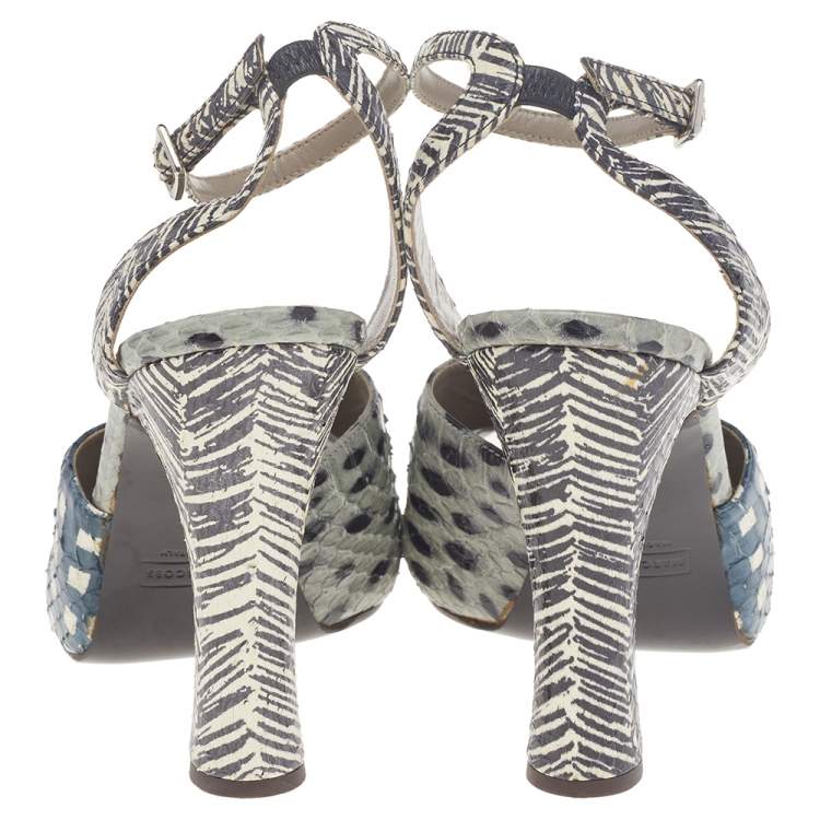 مملوكة مسبقًا Marc Jacobs Multicolor Python Leather Ankle Strap Sandals Size 35.5 