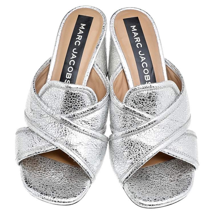 Pre Owned Marc Jacobs Metallic Silver Crackle Leather Criss Cross Slide Sandals Size 39