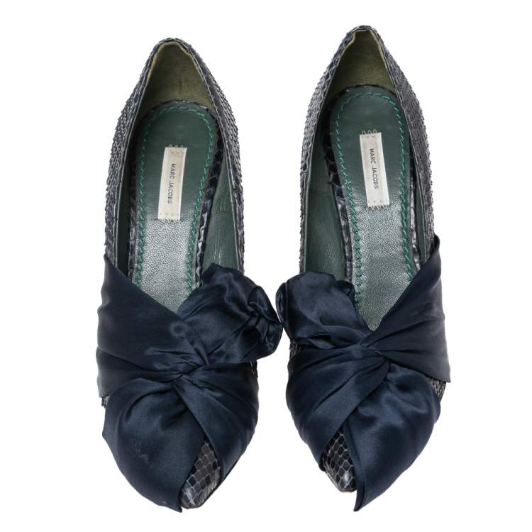 Pre Owned Marc Jacobs Navy Blue Python Leather Bow Pumps Size 39.5