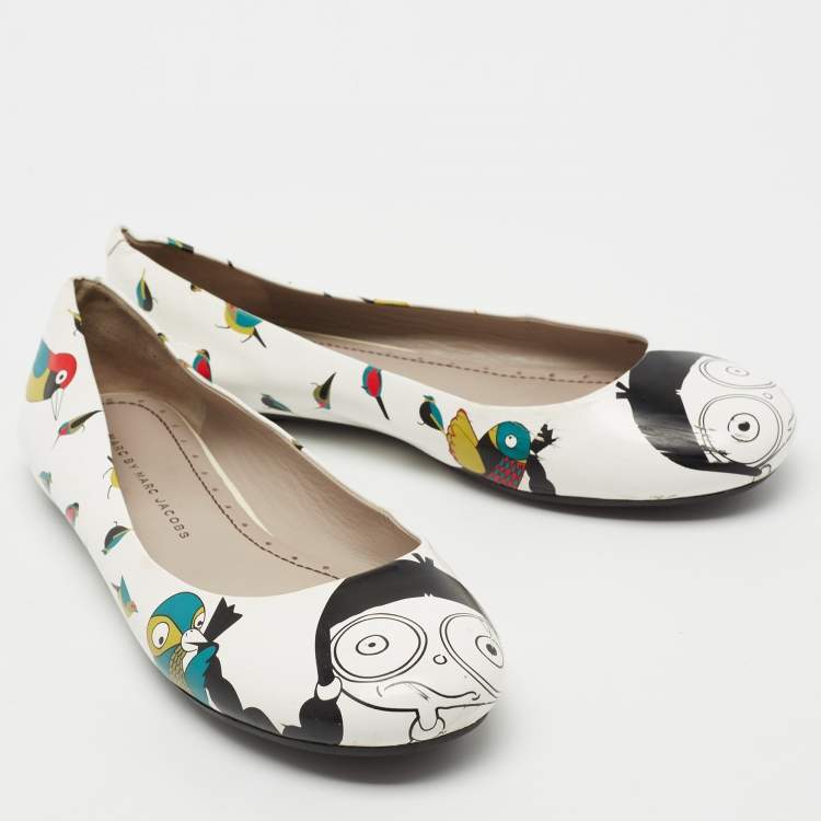 Pre Owned Marc by Marc Jacobs White Leather Bird Printed Round Toe Ballet Flats Size 37.5