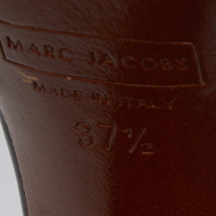 Pre Owned Marc Jacobs Black Leather T-Strap Pumps Size 37.5