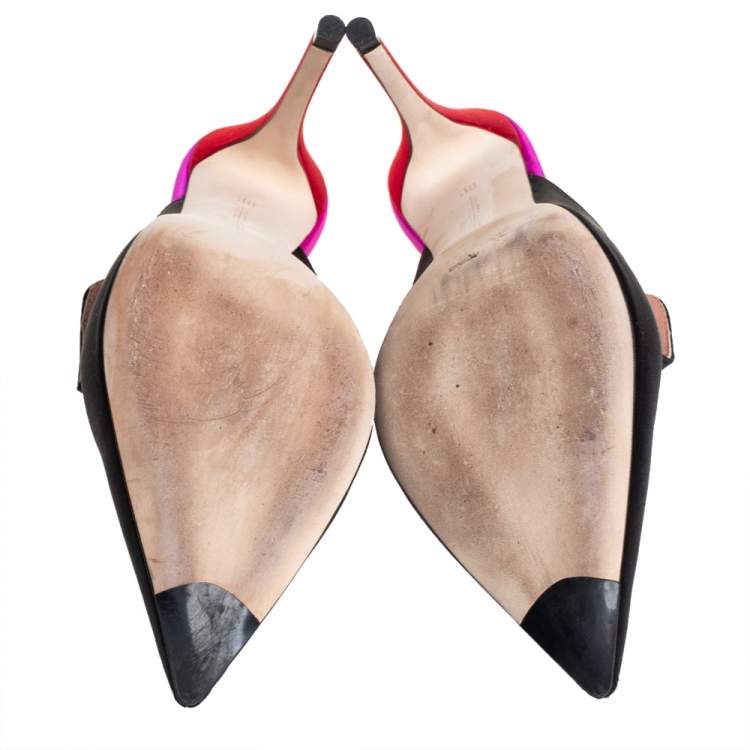 مملوكة مسبقًا Marco de vincenzo Black Satin Embellished Pointed Toe Mules Size 38