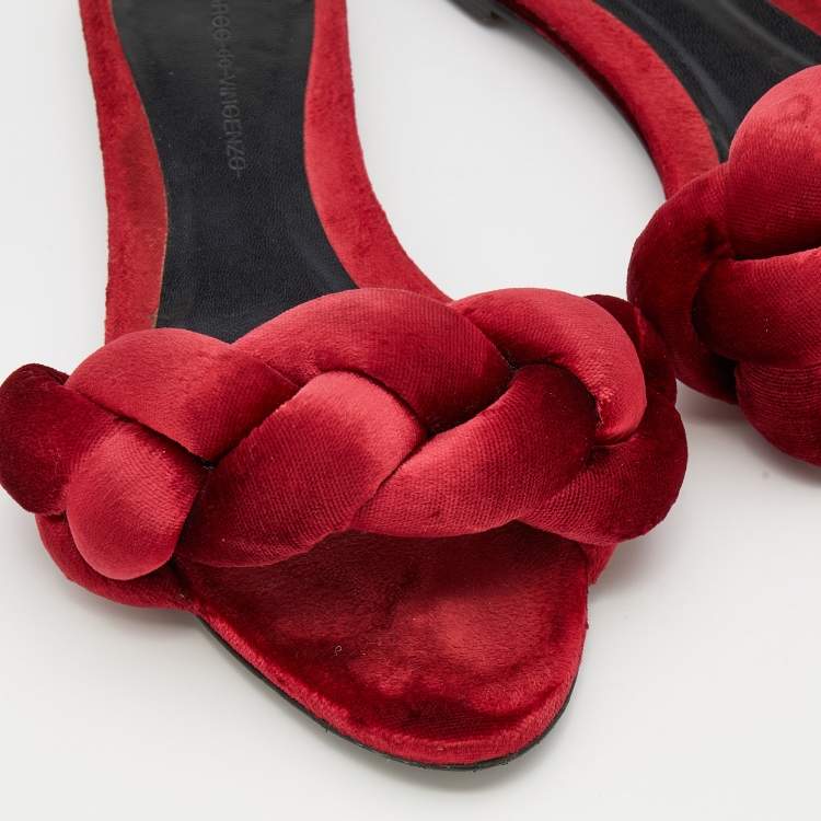 Pre Owned Marco de Vincenzo Red Velvet Braided Flat Slide Sandals Size 39