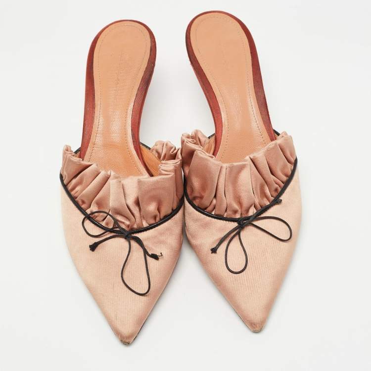 Pre Owned Marco de vincenzo Beige Satin Pointed Toe Mules Size 39