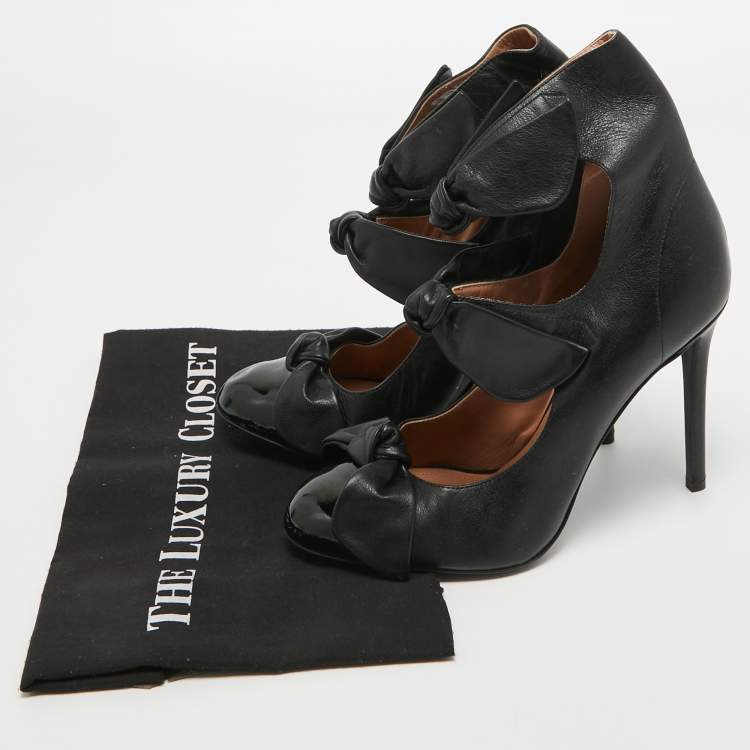 Pre Owned Marco de vincenzo Black Leather and Patent Cap Toe Triple Bow Pumps Size 39