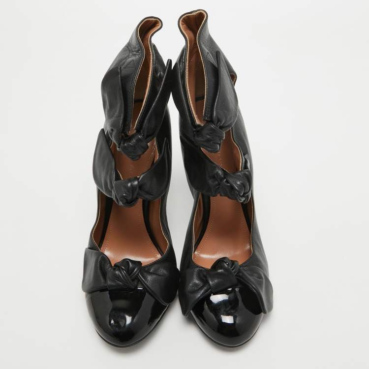Pre Owned Marco de vincenzo Black Leather and Patent Cap Toe Triple Bow Pumps Size 39