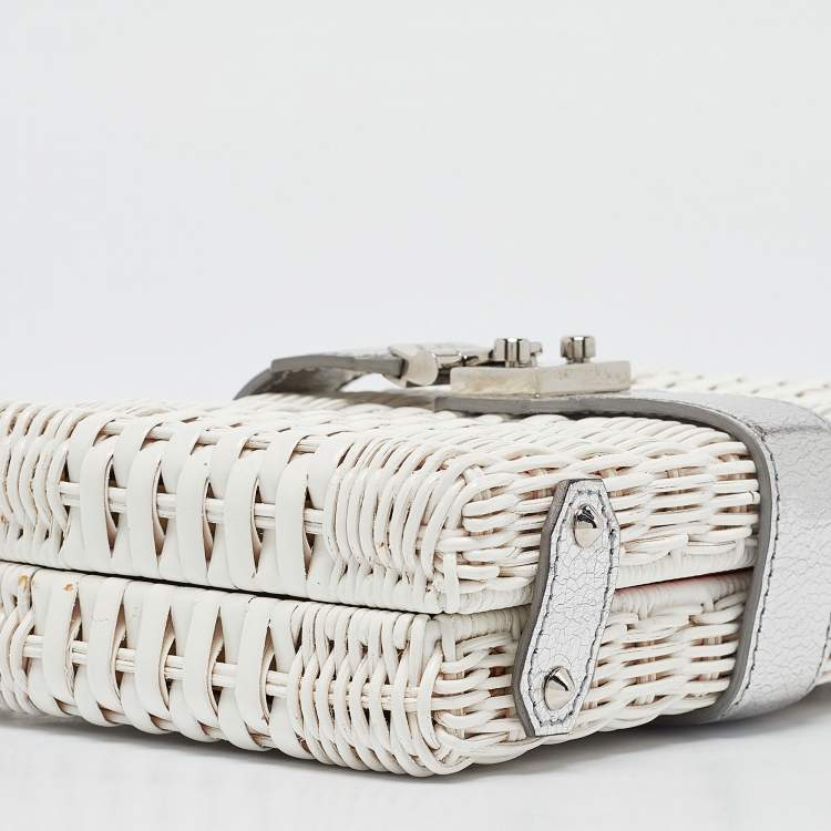 Pre Owned Mark Cross White/Siler Woven Rattan and Patent Leather Chain Clutch