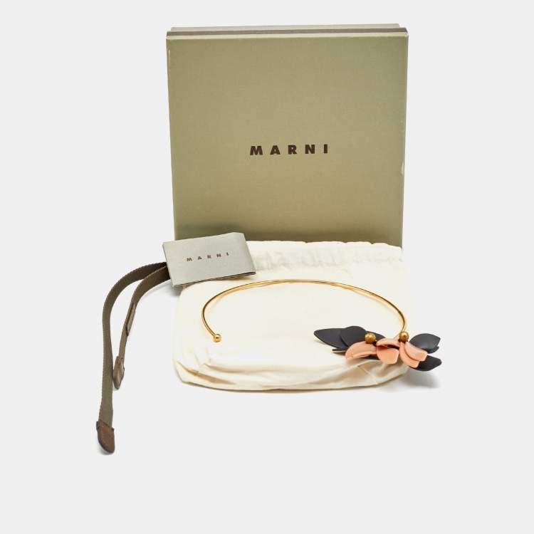 Pre Owned Marni Flower Resin Leather Gold Tone Open Necklace