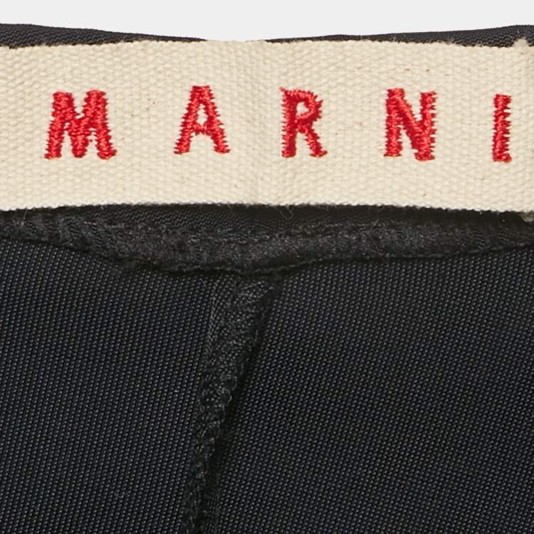 Pre Owned بنطلون مارني محبوك قصير باللون الأسود مقاس صغير - سمول
