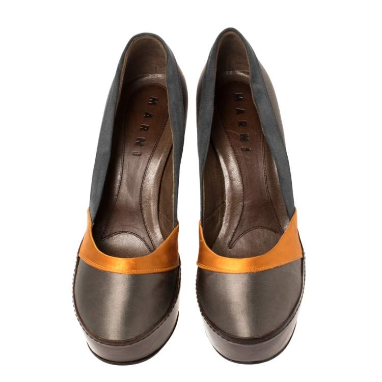 Pre Owned Marni Tri Color Satin Platform Pumps Size 38