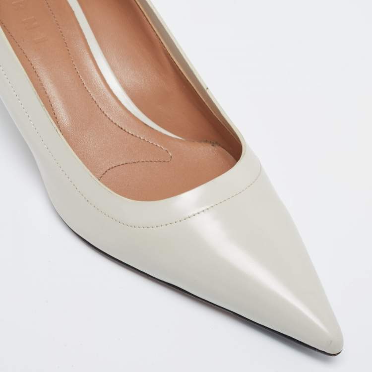 مملوكة مسبقًا Marni Light Grey Leather Pointed-Toe Pumps Size 40