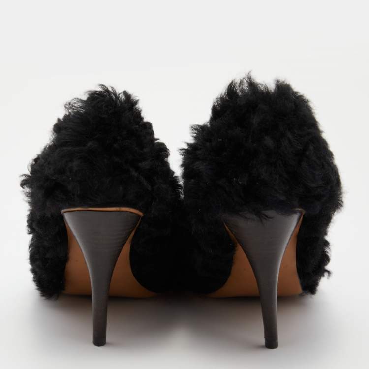 مملوكة مسبقًا Marni Black Shearling Pumps Size 37