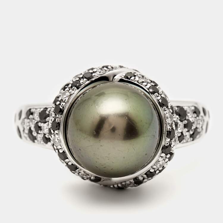 Pre Owned Mauboussin Perle Caviar Mon Amour Cultured Pearl Diamond 18K White Gold Cocktail Ring Size 54