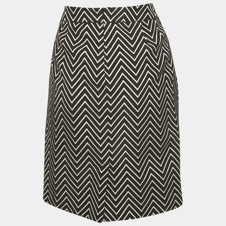 Pre Owned Max & Co. Black/White Chevron Patterned knit Short Skirt M