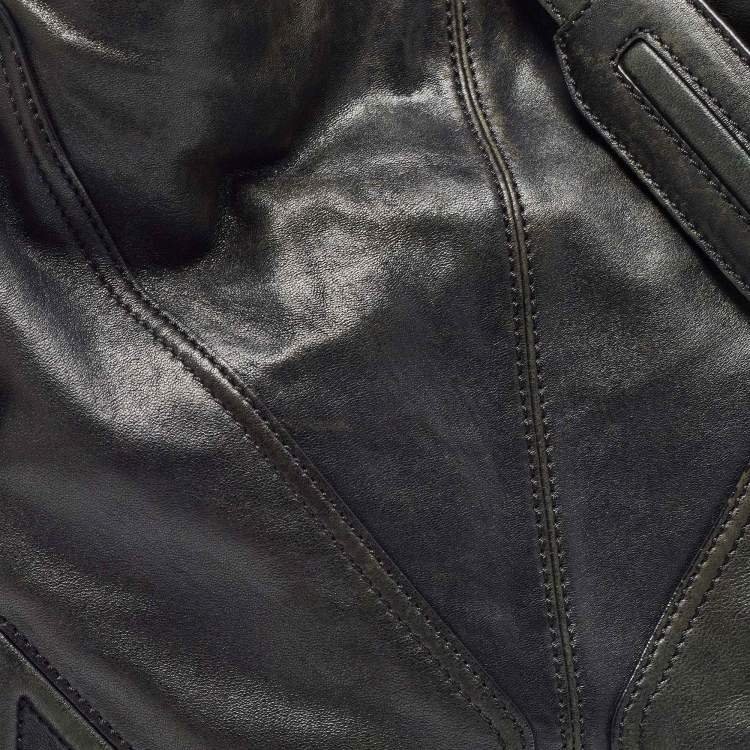 Pre Owned MCM Black Leather Logo Charm Shoulder Bag