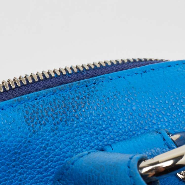 Pre Owned MCM Blue Leather Studded Heritage Barrel Bag