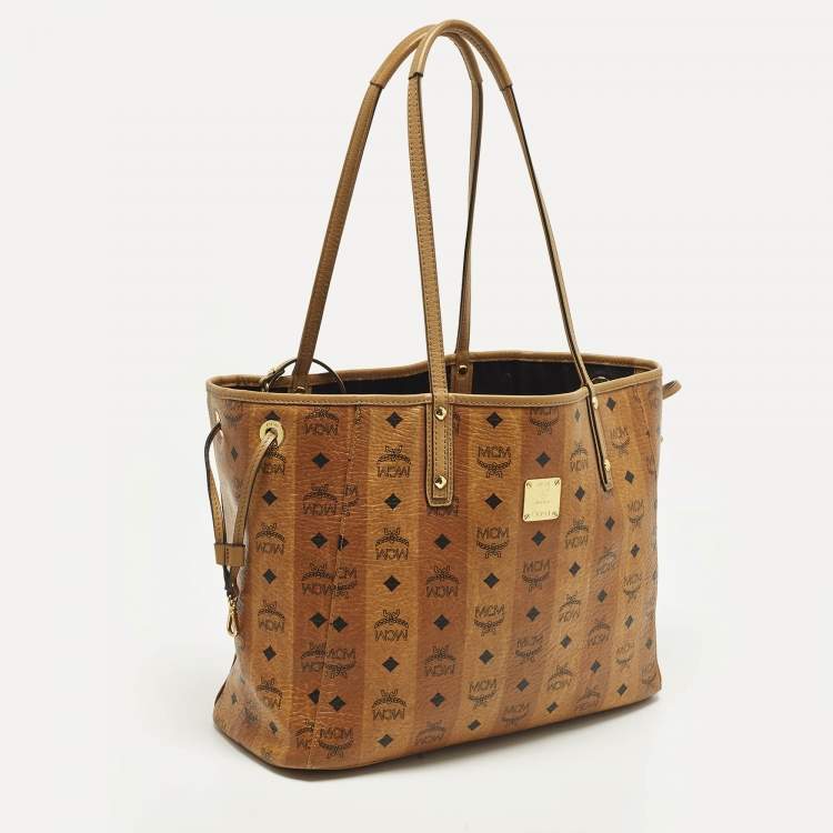 مملوكة مسبقًا MCM Liz Reversible Tan Visetos Coated Canvas and Fabric Tote