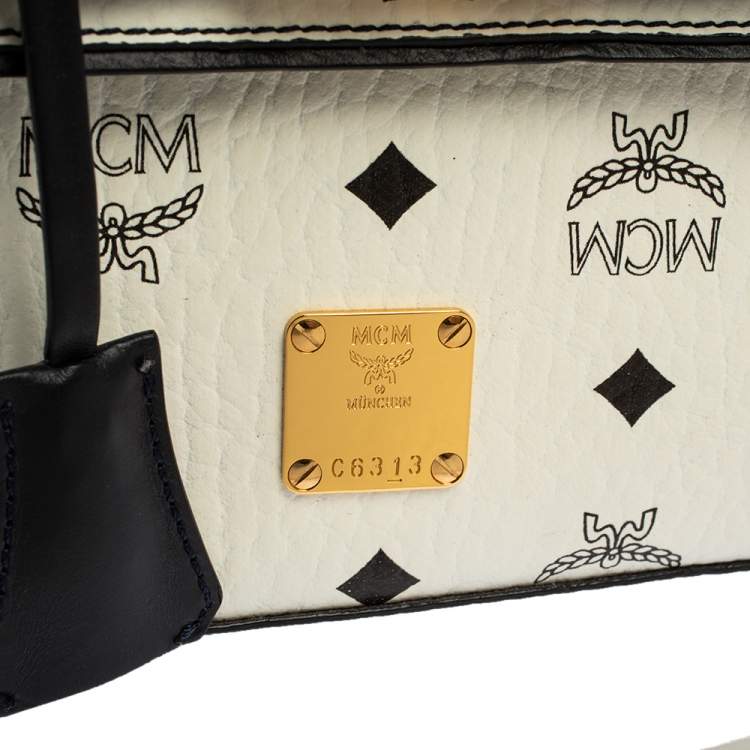 مملوكة مسبقًا MCM White Visetos Coated Canvas and Leather Heritage Top Handle Bag