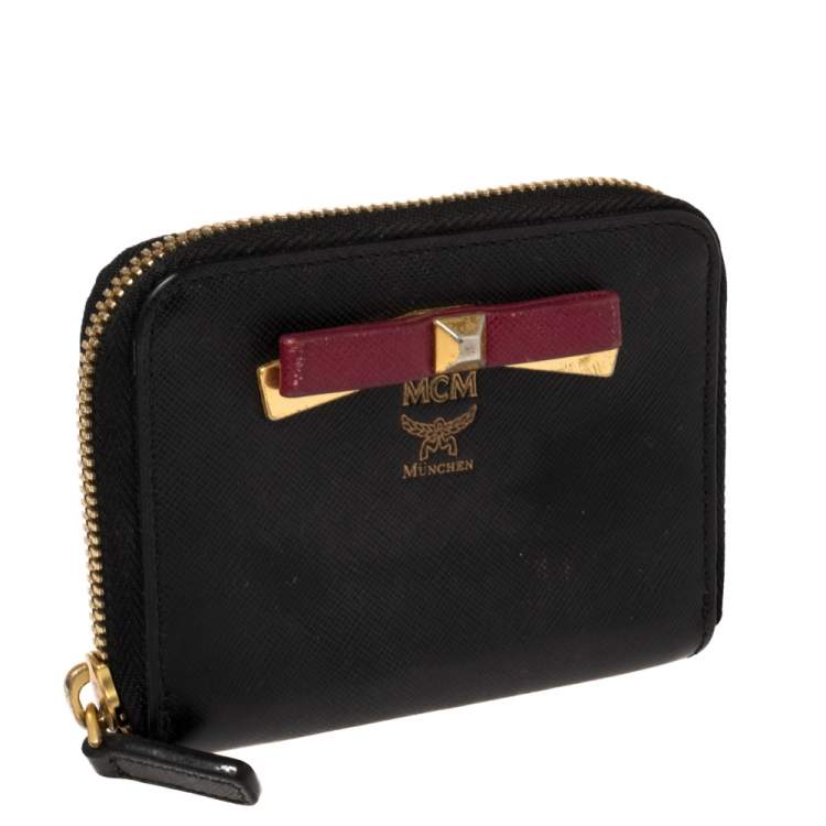Pre Owned MCM Black Leather Mina Small Zip Around Wallet 