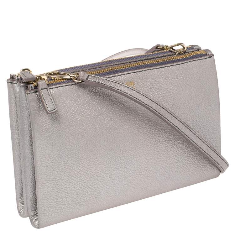 مملوكة مسبقًا MCM Metallic Lilac Leather Milla Double Zip Crossbody Bag