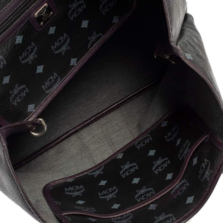 مملوكة مسبقًا MCM Black Visetos Coated Canvas and Leather Medium Princess Lion Shopper Tote