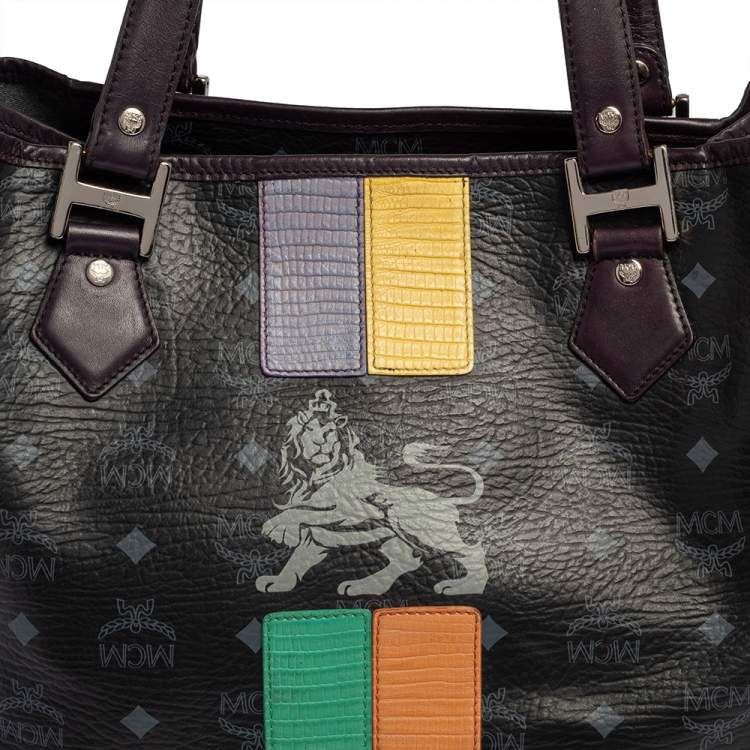 مملوكة مسبقًا MCM Black Visetos Coated Canvas and Leather Medium Princess Lion Shopper Tote