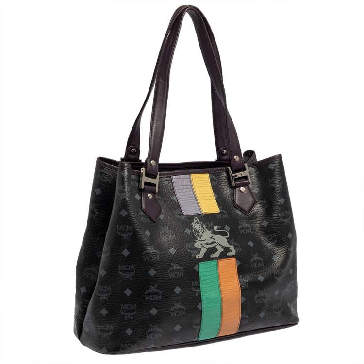 مملوكة مسبقًا MCM Black Visetos Coated Canvas and Leather Medium Princess Lion Shopper Tote