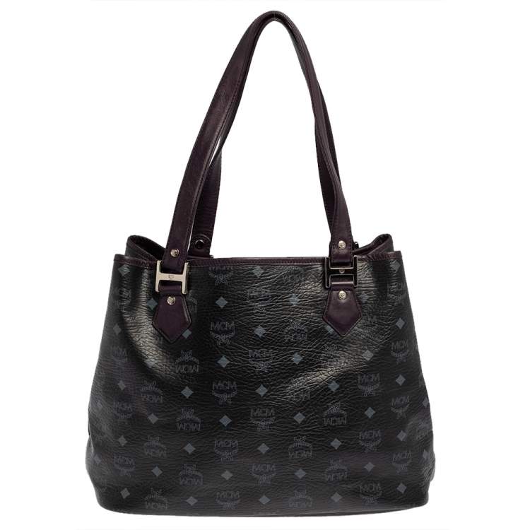 مملوكة مسبقًا MCM Black Visetos Coated Canvas and Leather Medium Princess Lion Shopper Tote