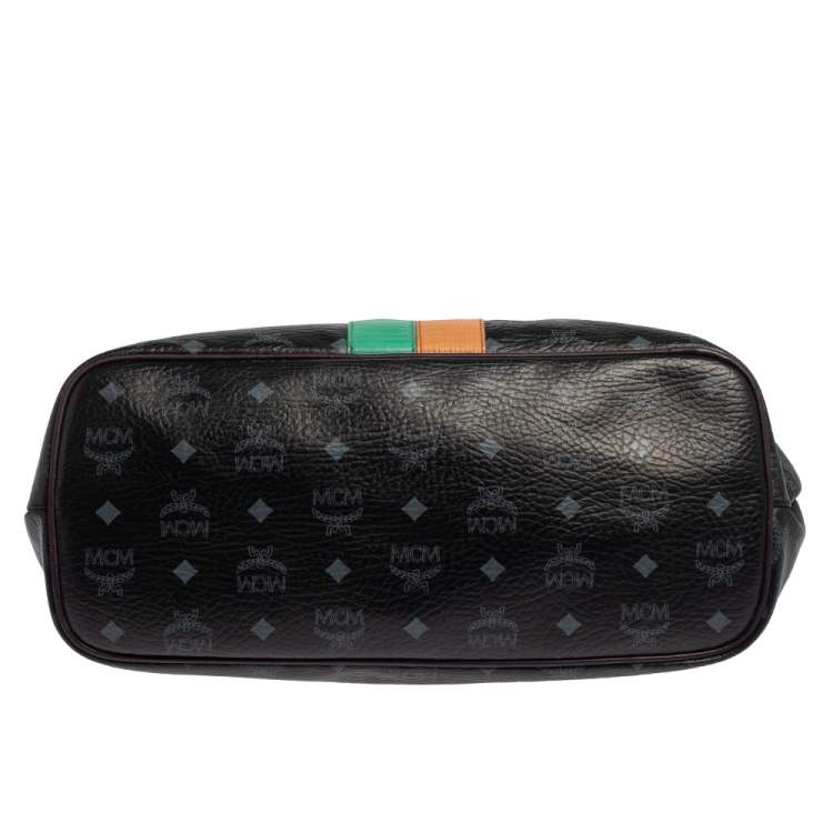 مملوكة مسبقًا MCM Black Visetos Coated Canvas and Leather Medium Princess Lion Shopper Tote