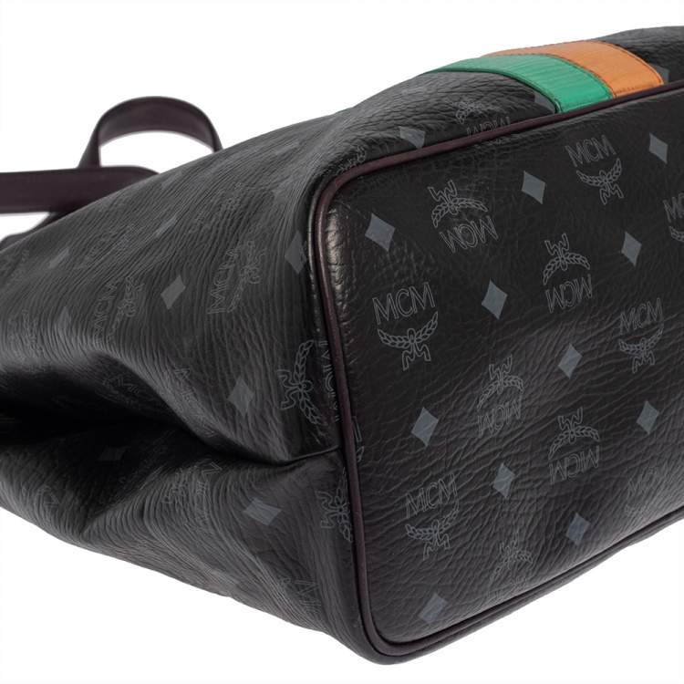 مملوكة مسبقًا MCM Black Visetos Coated Canvas and Leather Medium Princess Lion Shopper Tote