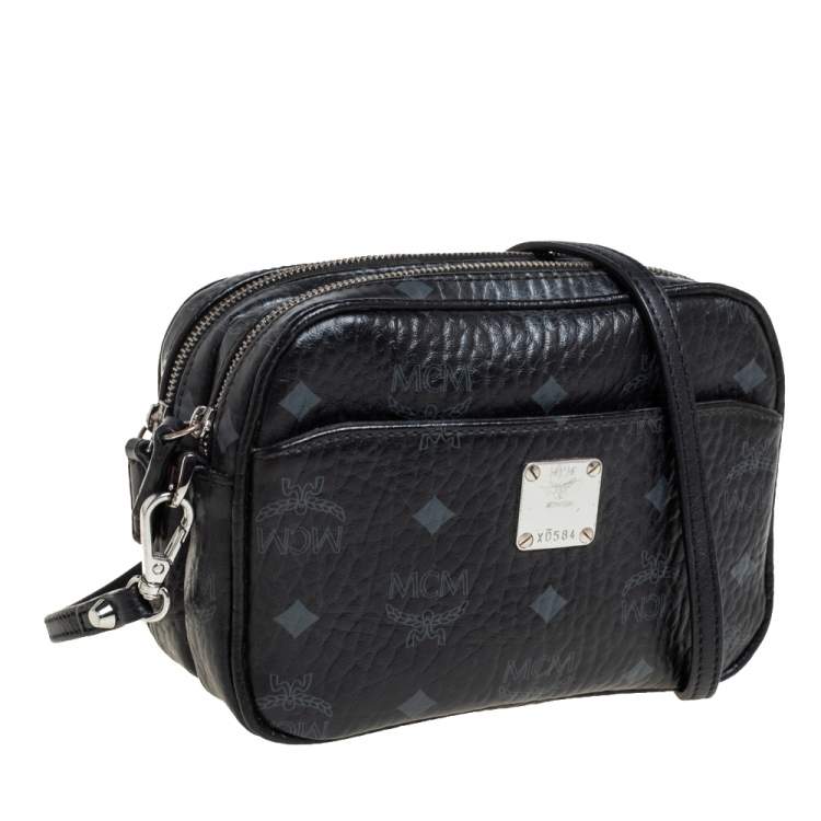 مملوكة مسبقًا MCM Black Visetos Coated Canvas Double Zip Camera Crossbody Bag