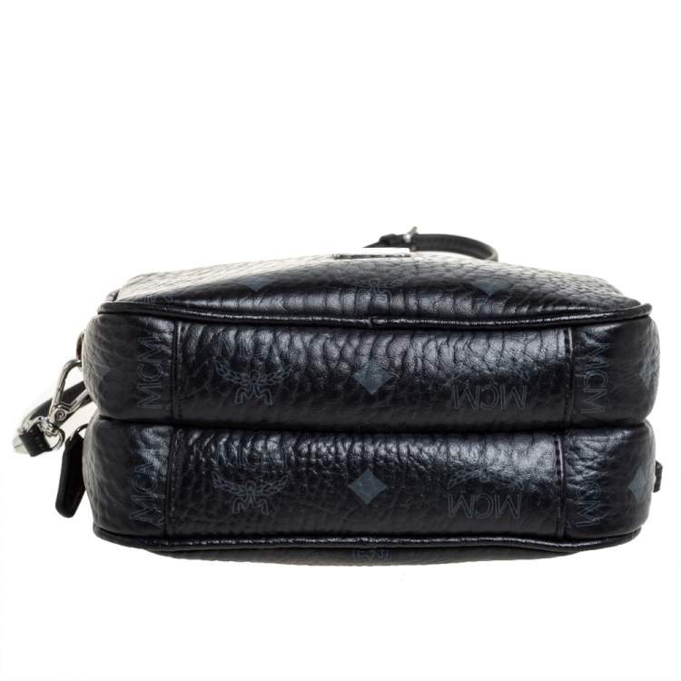 مملوكة مسبقًا MCM Black Visetos Coated Canvas Double Zip Camera Crossbody Bag